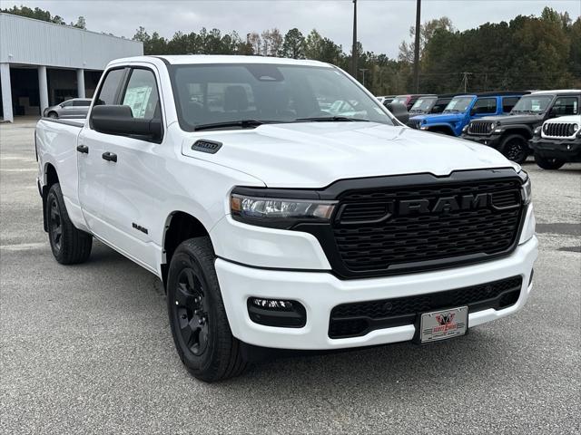 2025 RAM Ram 1500 RAM 1500 TRADESMAN QUAD CAB 4X4 64 BOX