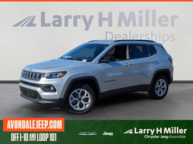 2025 Jeep Compass COMPASS LATITUDE 4X4