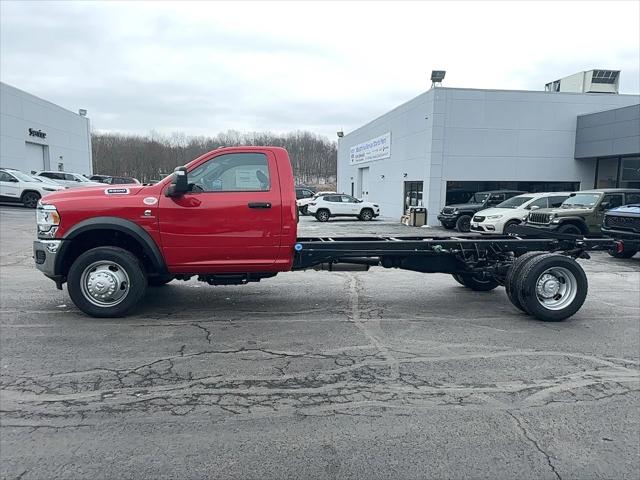 2024 RAM Ram 5500 Chassis Cab RAM 5500 TRADESMAN CHASSIS REGULAR CAB 4X4 120 CA