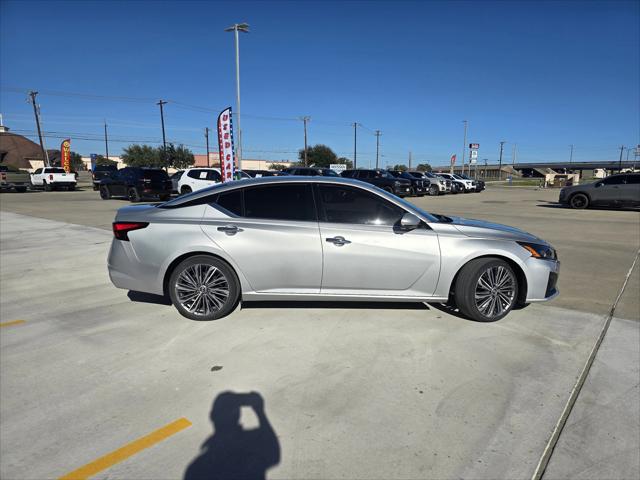 2023 Nissan Altima SL FWD