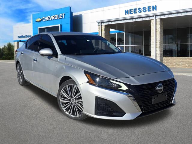 2023 Nissan Altima SL FWD