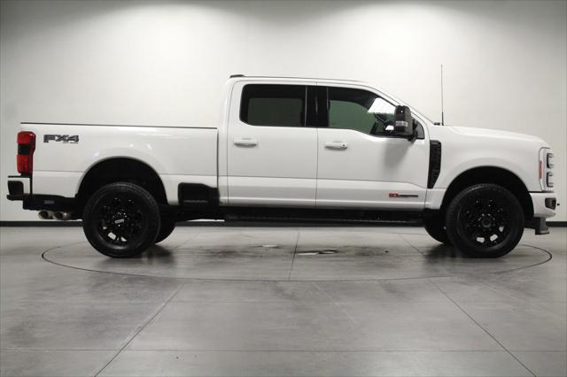 2023 Ford F-350 LARIAT