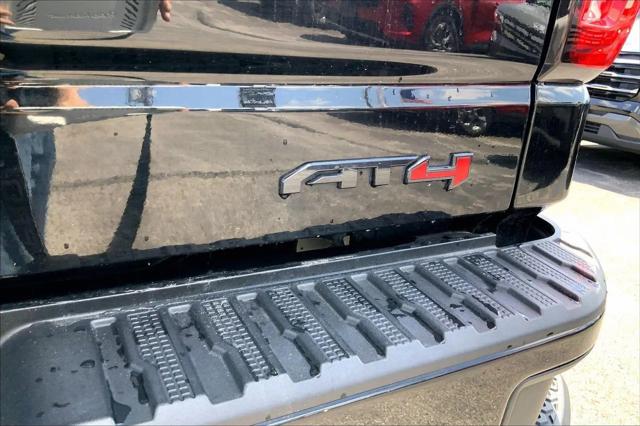 2021 GMC Sierra 1500 4WD Crew Cab Short Box AT4