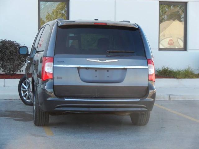 2014 Chrysler Town & Country Touring-L 30th Anniversary