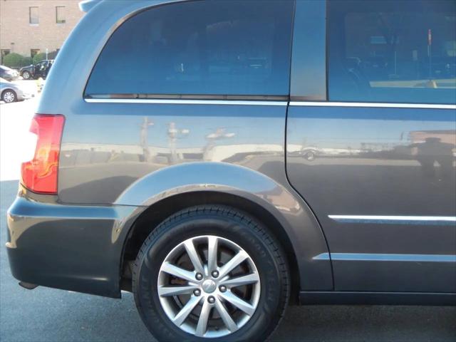 2014 Chrysler Town & Country Touring-L 30th Anniversary