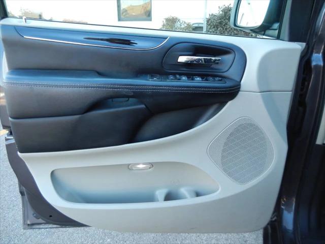 2014 Chrysler Town & Country Touring-L 30th Anniversary
