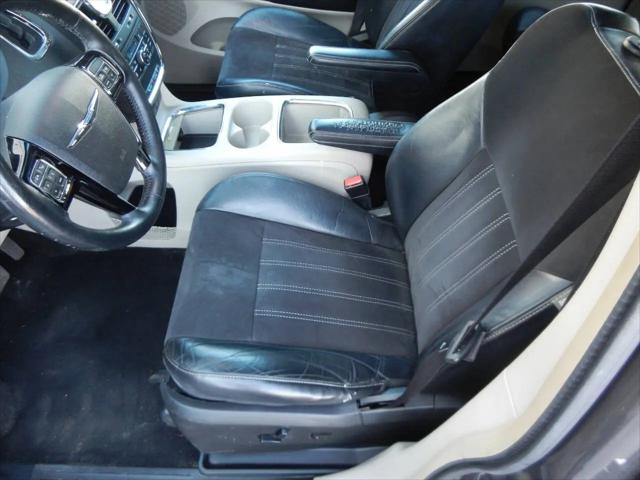 2014 Chrysler Town & Country Touring-L 30th Anniversary