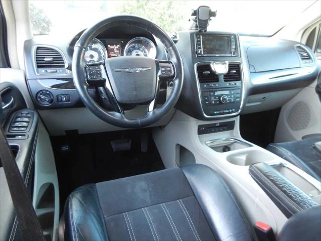 2014 Chrysler Town & Country Touring-L 30th Anniversary
