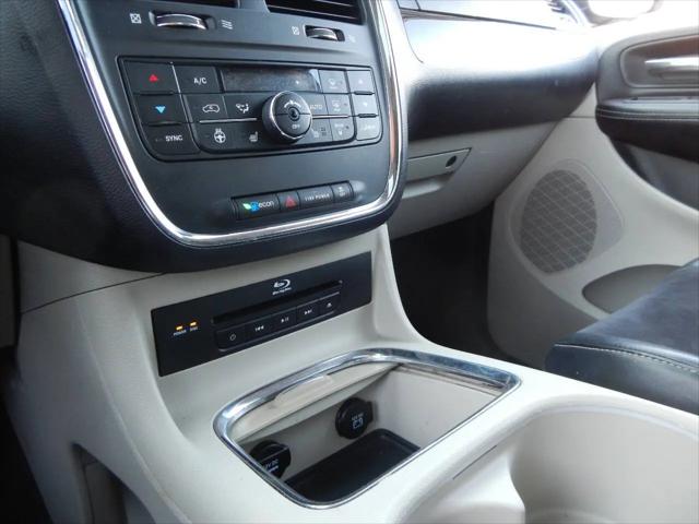 2014 Chrysler Town & Country Touring-L 30th Anniversary