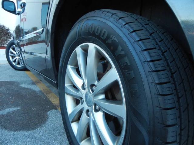 2014 Chrysler Town & Country Touring-L 30th Anniversary