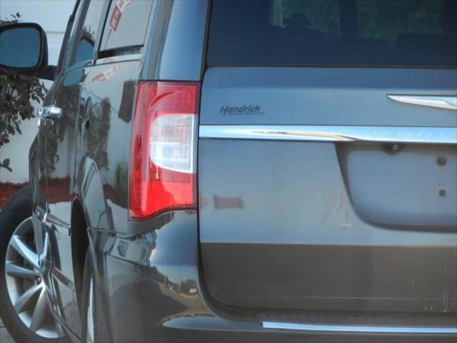 2014 Chrysler Town & Country Touring-L 30th Anniversary for sale in Melrose Park, IL
