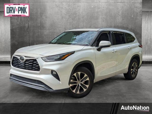 2022 Toyota Highlander XLE