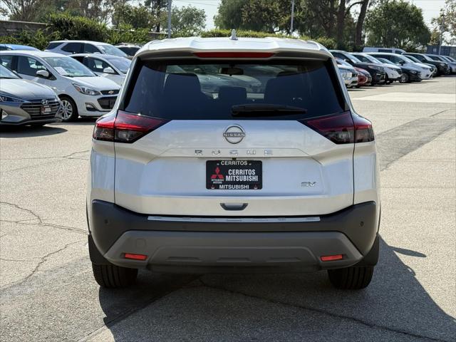 2022 Nissan Rogue SV FWD