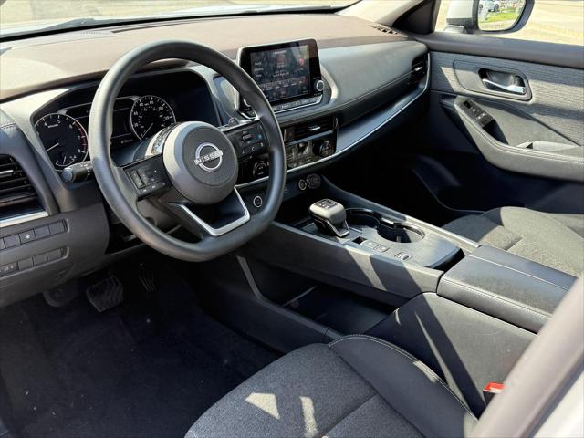2022 Nissan Rogue SV FWD