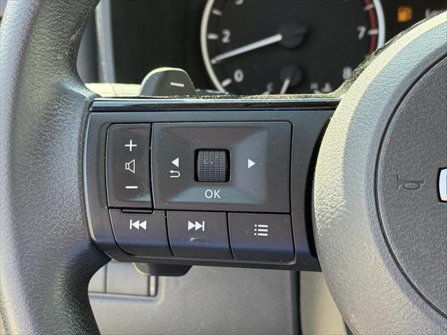 2022 Nissan Rogue SV FWD
