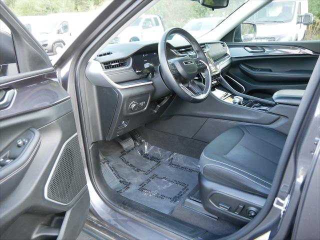 2021 Jeep Grand Cherokee Laredo 4x4