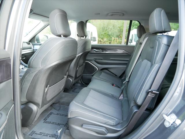 2021 Jeep Grand Cherokee Laredo 4x4
