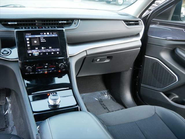 2021 Jeep Grand Cherokee Laredo 4x4