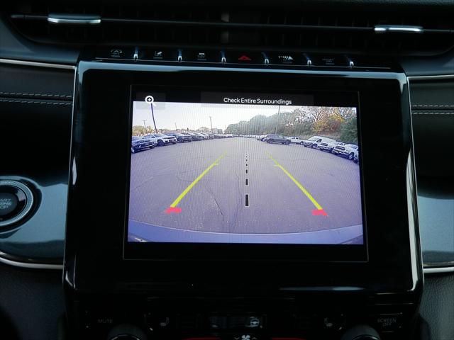 2021 Jeep Grand Cherokee Laredo 4x4