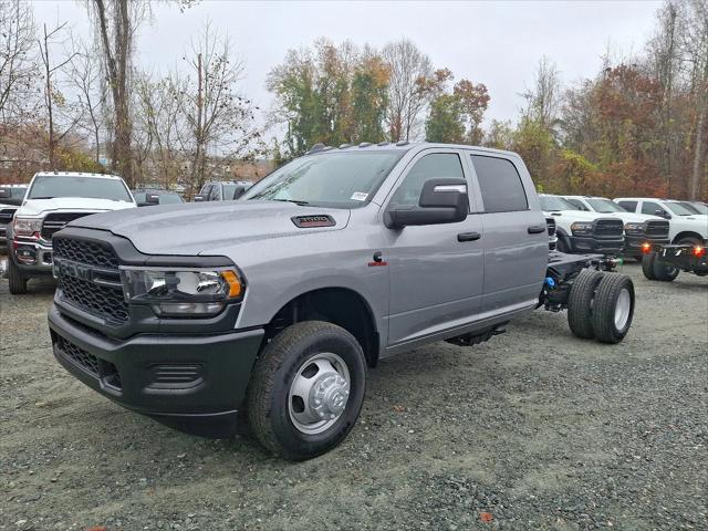 2024 RAM Ram 3500 Chassis Cab RAM 3500 TRADESMAN CREW CAB CHASSIS 4X2 60 CA