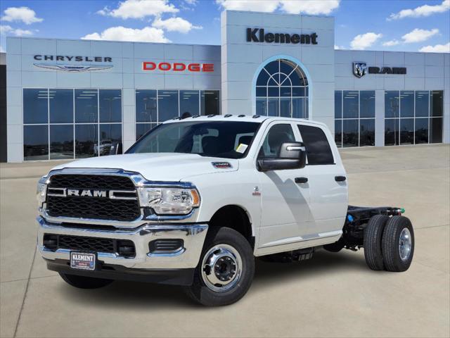 2024 RAM Ram 3500 Chassis Cab RAM 3500 TRADESMAN CREW CAB CHASSIS 4X4 60 CA