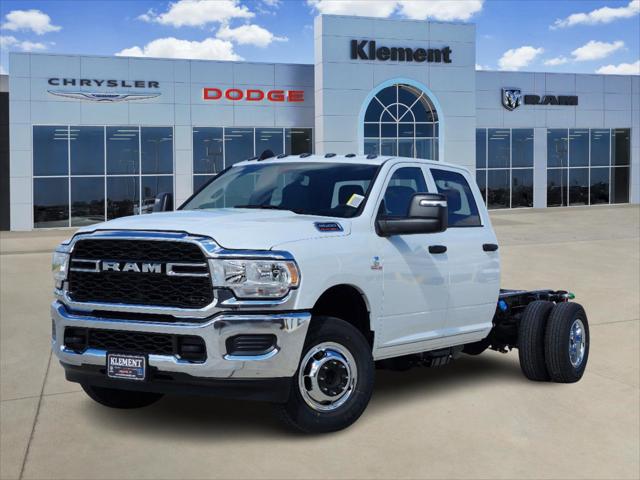 2024 RAM Ram 3500 Chassis Cab RAM 3500 TRADESMAN CREW CAB CHASSIS 4X4 60 CA