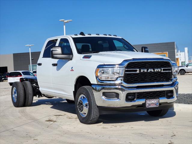 2024 RAM Ram 3500 Chassis Cab RAM 3500 TRADESMAN CREW CAB CHASSIS 4X4 60 CA