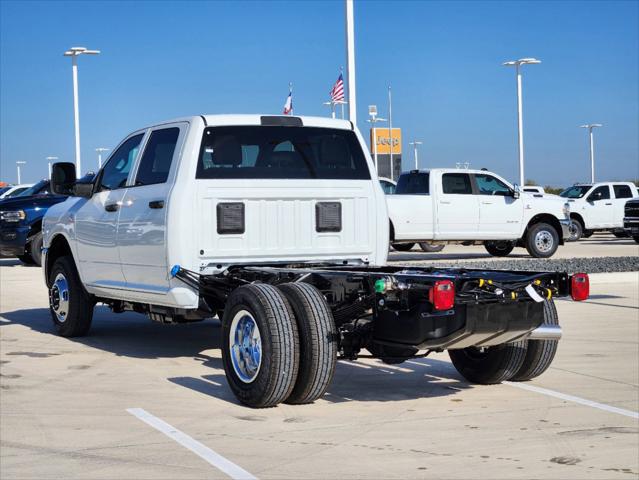 2024 RAM Ram 3500 Chassis Cab RAM 3500 TRADESMAN CREW CAB CHASSIS 4X4 60 CA