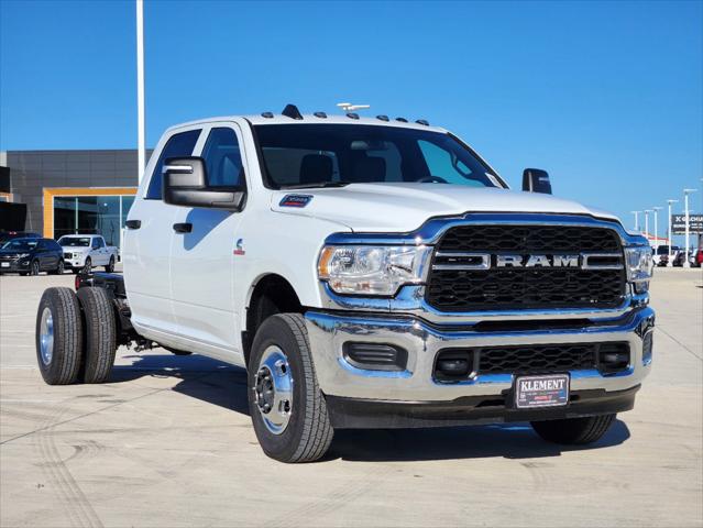 2024 RAM Ram 3500 Chassis Cab RAM 3500 TRADESMAN CREW CAB CHASSIS 4X4 60 CA