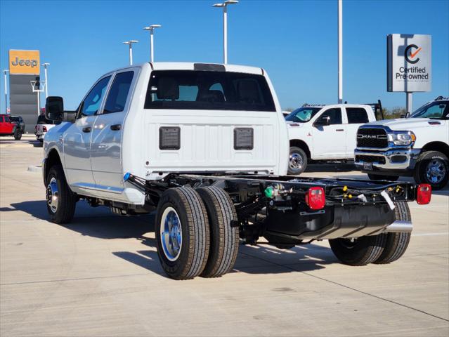 2024 RAM Ram 3500 Chassis Cab RAM 3500 TRADESMAN CREW CAB CHASSIS 4X4 60 CA