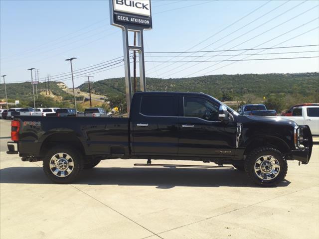 2023 Ford F-350 LARIAT