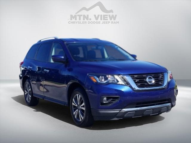 2020 Nissan Pathfinder SL 2WD