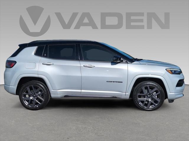 2025 Jeep Compass COMPASS LIMITED 4X4