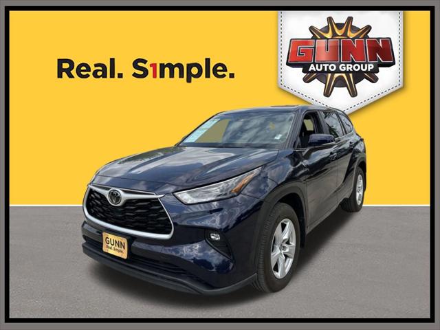 2023 Toyota Highlander LE