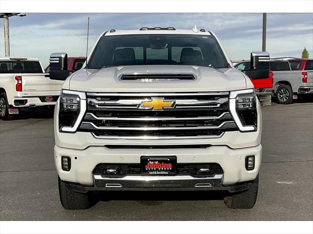 2024 Chevrolet Silverado 2500HD 4WD Crew Cab Standard Bed High Country