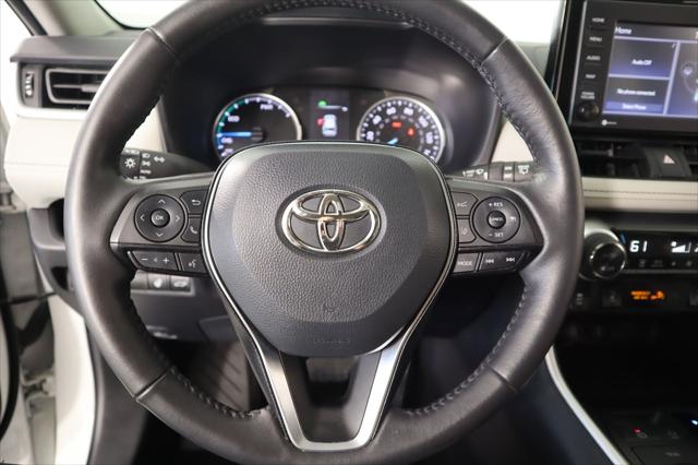 2022 Toyota RAV4 Hybrid XLE