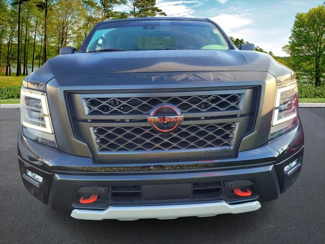 2024 Nissan TITAN Crew Cab PRO-4X 4x4