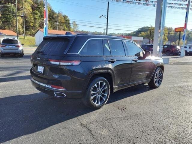 2022 Jeep Grand Cherokee Overland 4x4