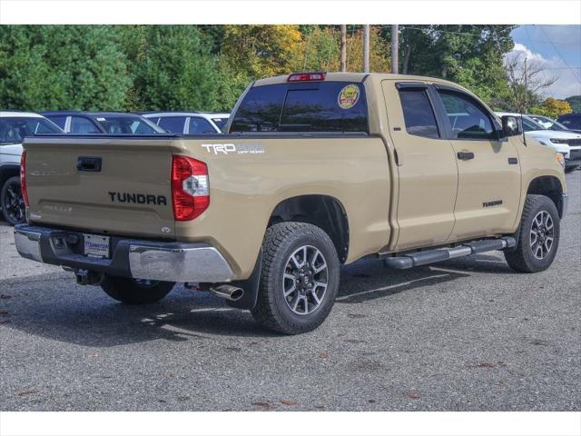 2017 Toyota Tundra SR5 5.7L V8