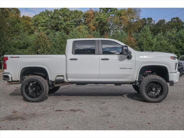 2023 Chevrolet Silverado 2500HD 4WD Crew Cab Standard Bed Custom