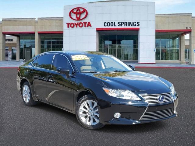 2013 Lexus ES 300h Hybrid 2013 Lexus ES 300h Hybrid