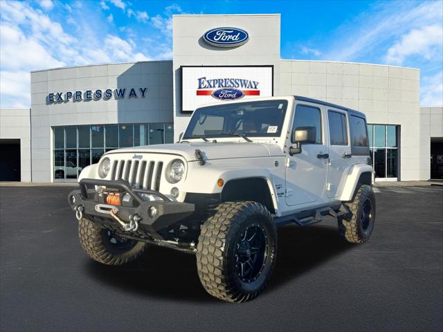 2017 Jeep Wrangler Unlimited Sahara 4x4 2017 Jeep Wrangler Unlimited Sahara 4x4