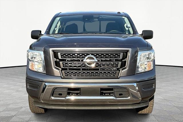 2021 Nissan TITAN Crew Cab SV 4x2