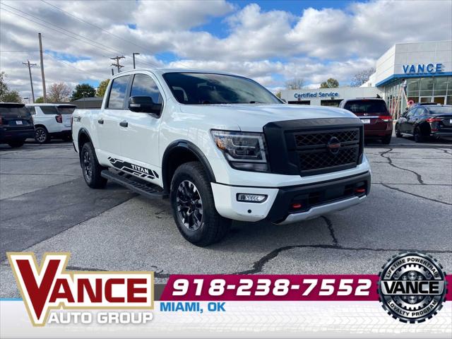 2022 Nissan TITAN Crew Cab PRO-4X 4x4