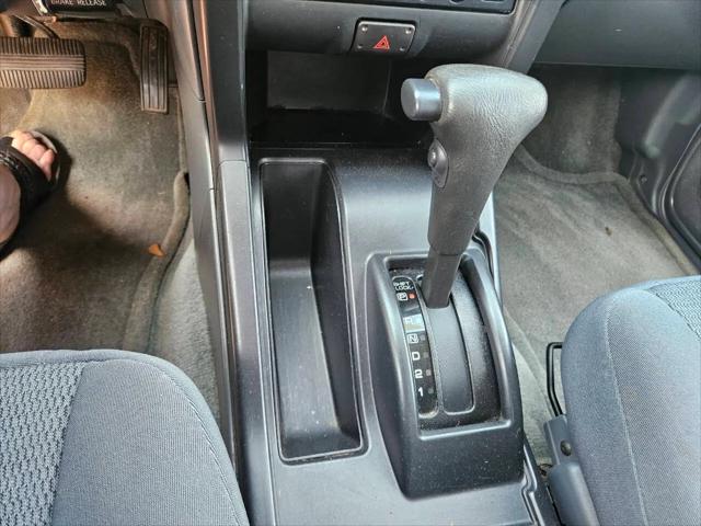 2003 Nissan Frontier XE-V6