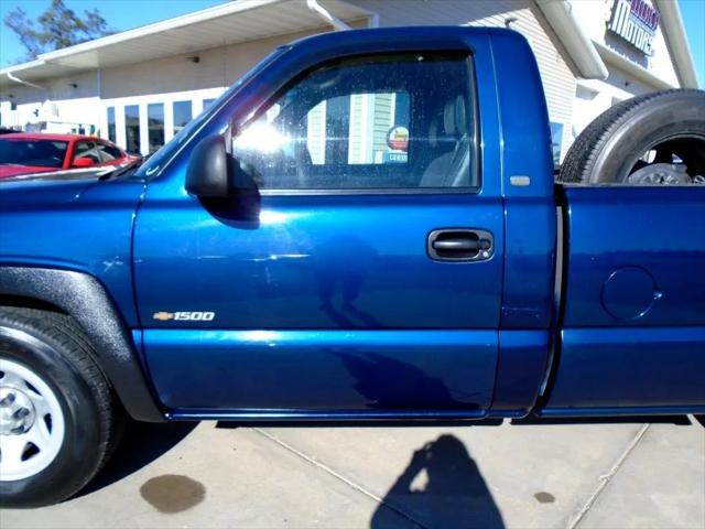 2002 Chevrolet Silverado 1500 Commercial