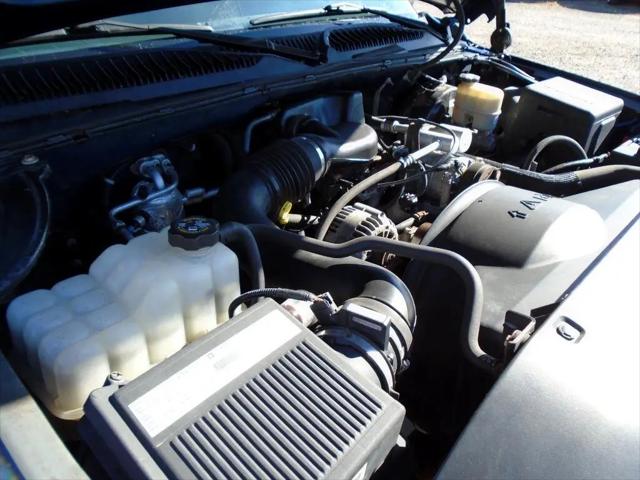 2002 Chevrolet Silverado 1500 Commercial