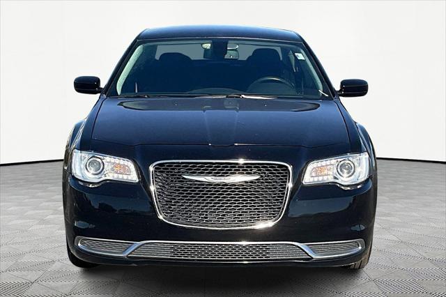 Used 2018 Chrysler 300 For Sale in Olive Branch, MS