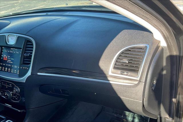 Used 2018 Chrysler 300 For Sale in Olive Branch, MS