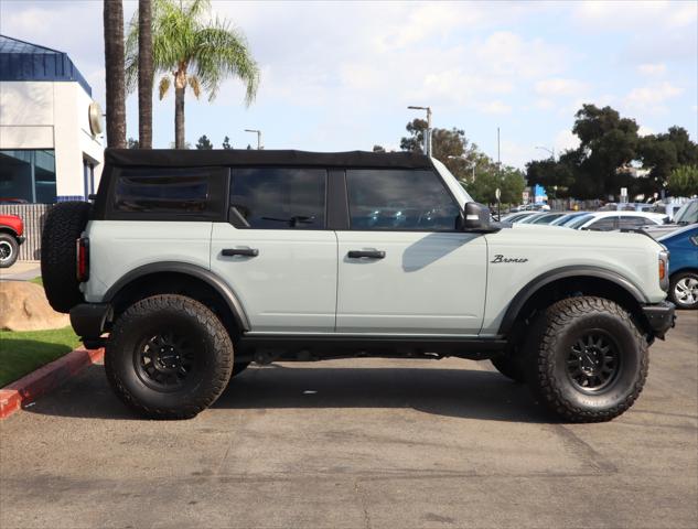 2021 Ford Bronco Base